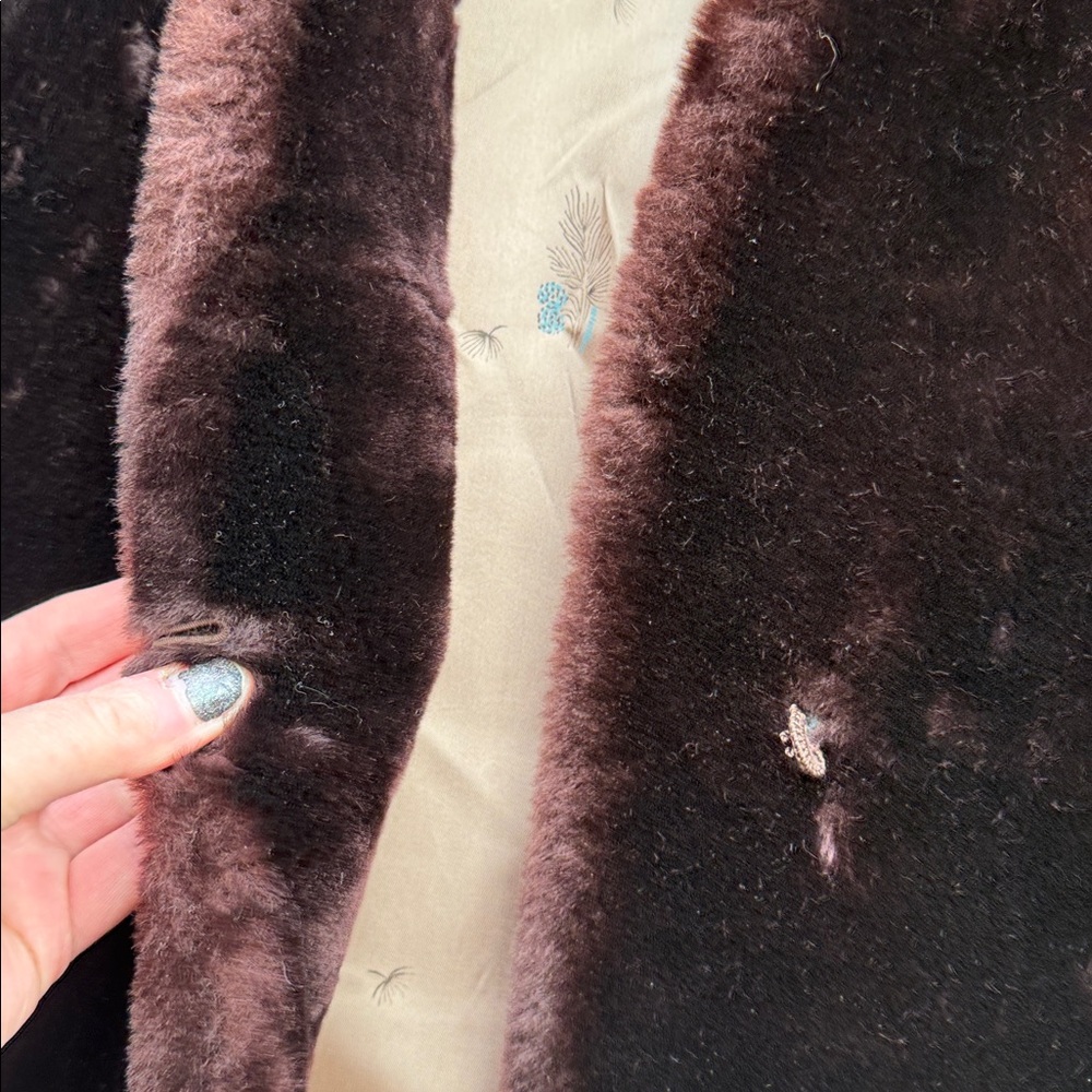 Vintage fur coat - Picture 3 of 5